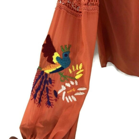 VaVa by Joy Han Size XS Chiffon Top Open Shoulder Floral Embroidery NWT Crochet - Picture 5 of 7